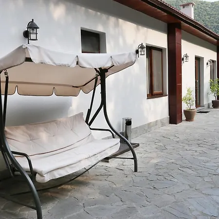 Hotel аква варвара - минерални басейни и релакс 3*