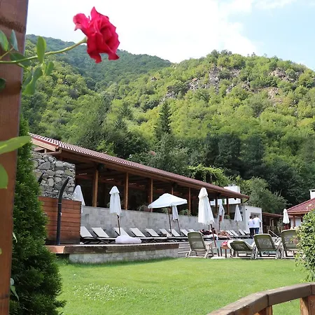 аква варвара