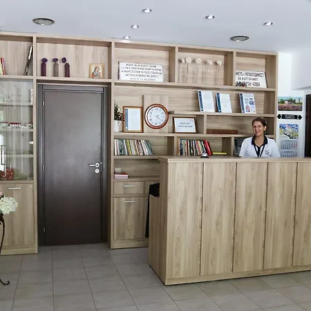 аква варвара - минерални басейни и релакс Hotel